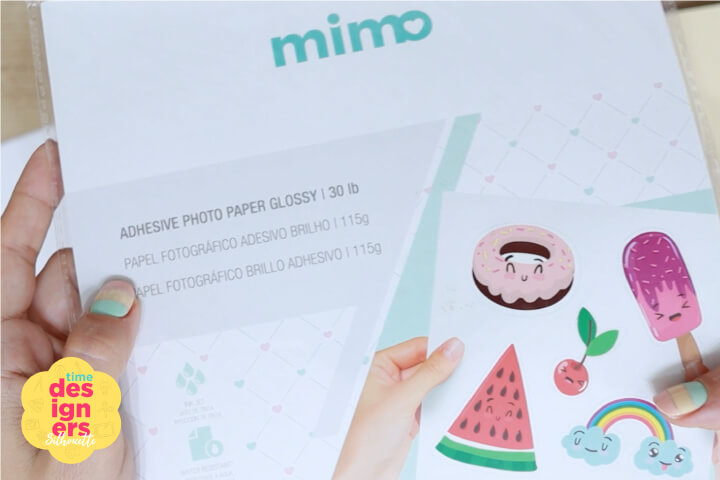 02 - Fazendo a impressão com o papel Color Pop creme de baunilha da Mimo - Projeto Dia das Mães – álbum de figurinhas - Blog Silhouette