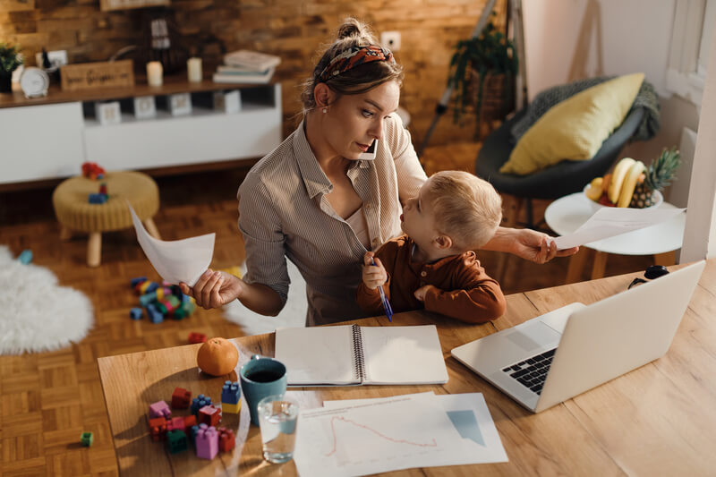 Mães empreendedoras: Como conciliar maternidade e empreendedorismo - Blog Silhouette
