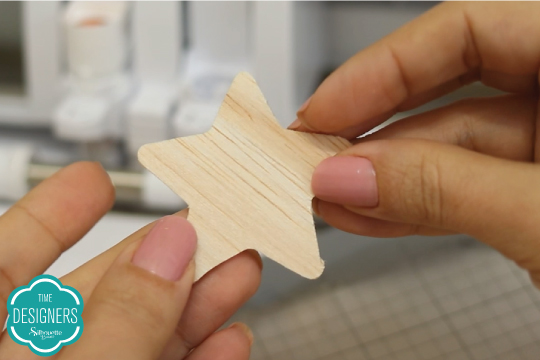 O que é a madeira balsa e como ela pode ser usada no artesanato - Blog Silhouette