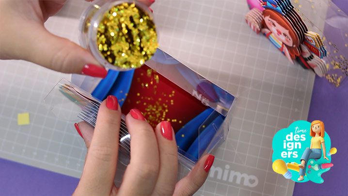 Glitter é ótimo para compor a lembrancinhas personalizadas de papel