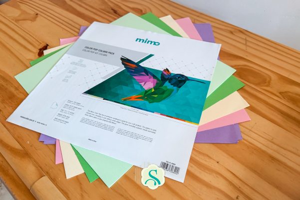 Papel colorido color pop para fazer quadro flloral em quilling