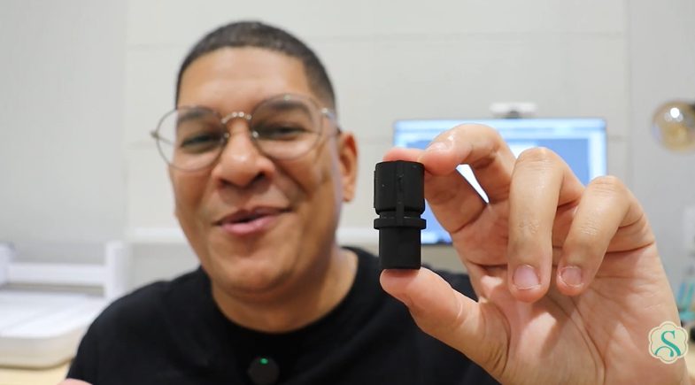 Adaptador Preto Silhouette