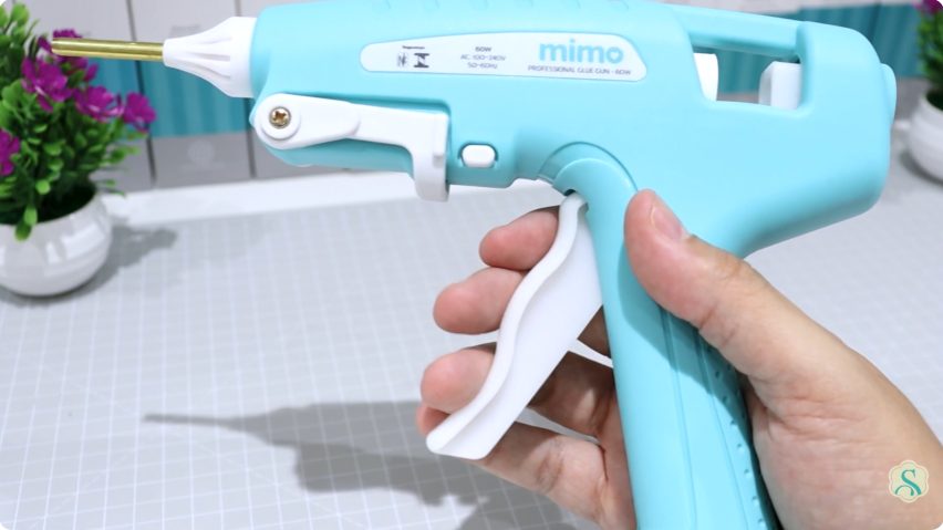 Gatilho para controlar quantidade de cola