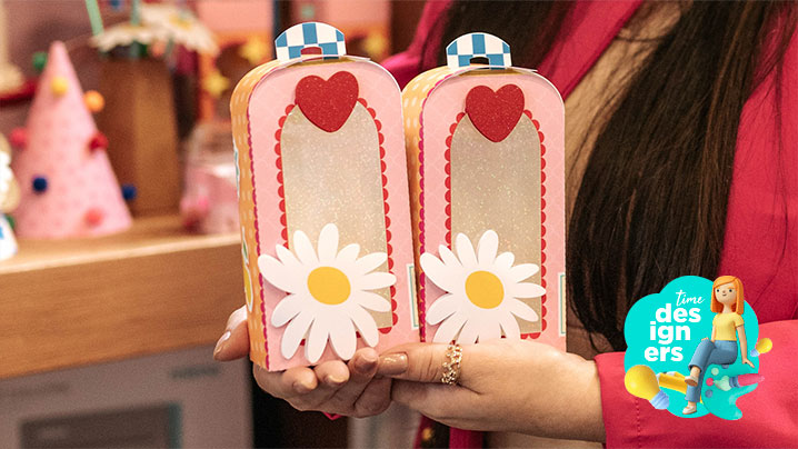 Caixas feitas com acetato