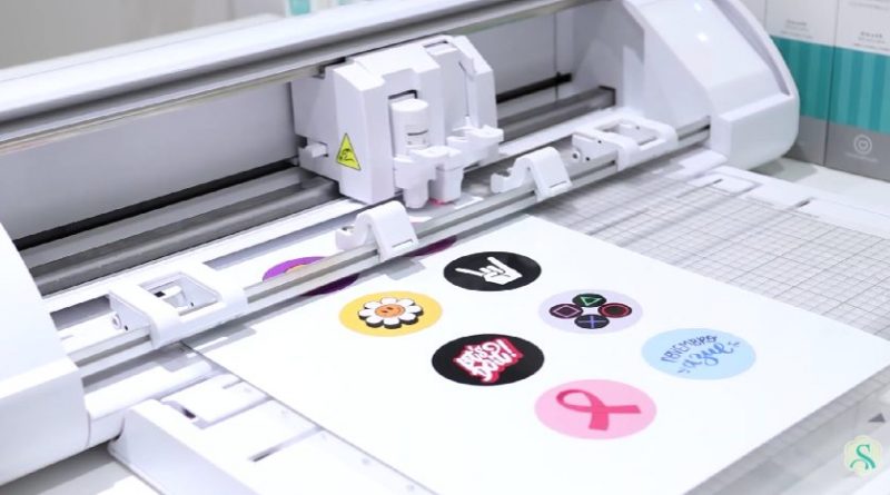 Cameo 5 Alpha cortando as artes dos bottons