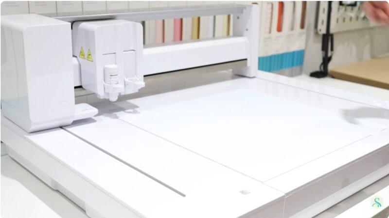 mesa plana da Silhouette Curio 2